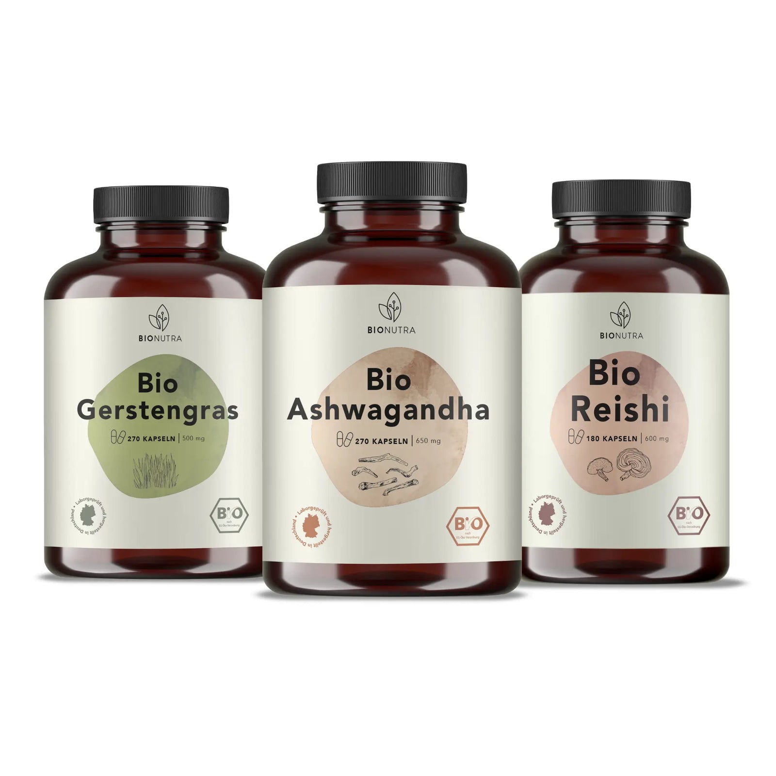Das Anti-Stress-Set enthält Bio-Gerstengras-, Bio-Ashwagandha- und Bio-Reishi-Kapseln. Es ist vegan, hochdosiert und frei von Zusätzen.